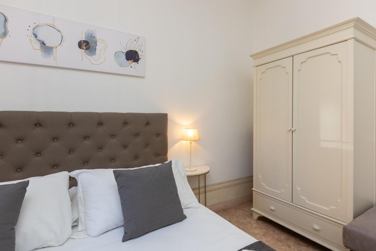 Angelico By In Apartment Rom